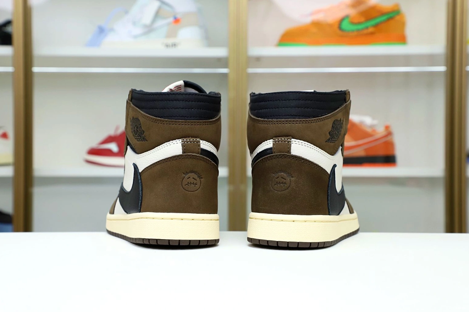 SCOTT X AIR 'MOCHA' JORDAN 1 HIGH RETRO TRAVIS OG 0821